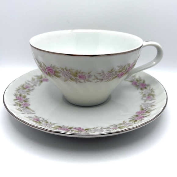 Teahouse Rose Japanese Fine China Teacup & Saucer - Picture 2 of 4